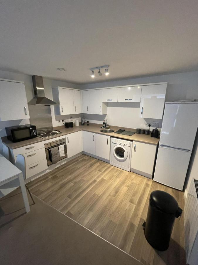 Modern 2-Bed Apartment In The Heart Of Salford Quays Eksteriør billede